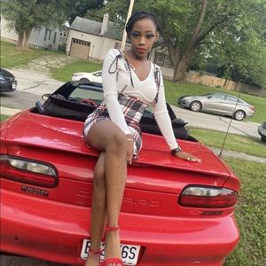 Meet your Posher, Desiray